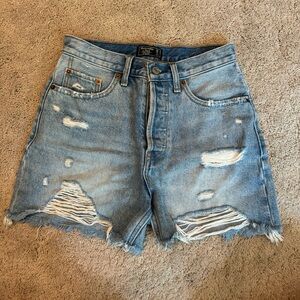 Abercrombie & Fitch High Rise 4” Short